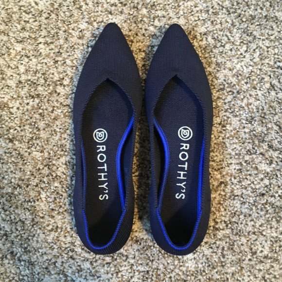 EUC Size 6 Maritime Navy Rothy's Points - Picture 1 of 7